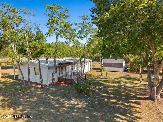 2439 QUARTERHORSE Trail, Middleburg, FL 32068