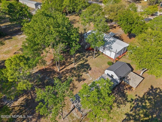 2439 QUARTERHORSE Trail, Middleburg, FL 32068
