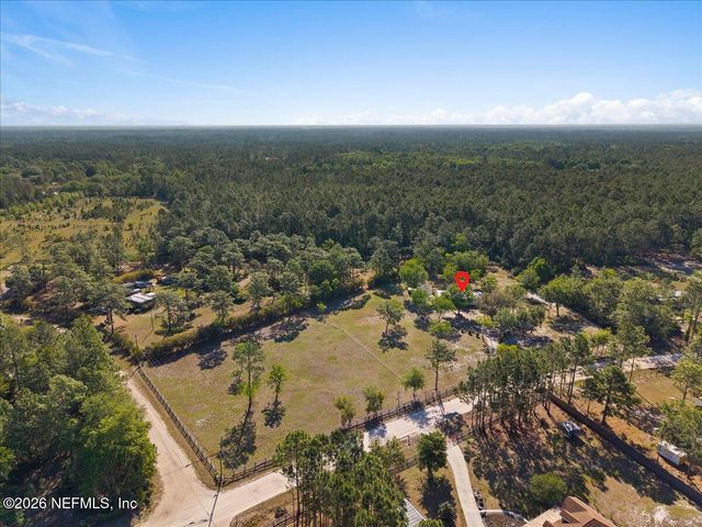 2439 QUARTERHORSE Trail, Middleburg, FL 32068