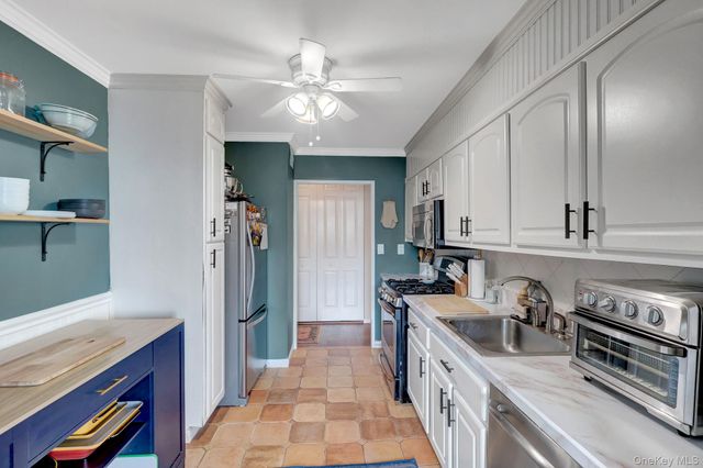 700 Shore Road 7o, Long Beach, NY 11561
