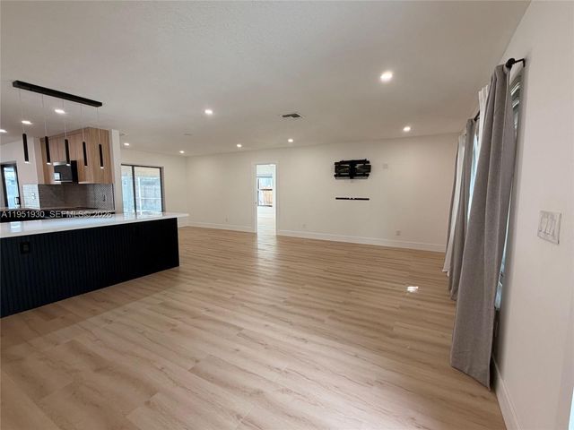 1462 SW 25th Ave 0, Deerfield Beach, FL 33442