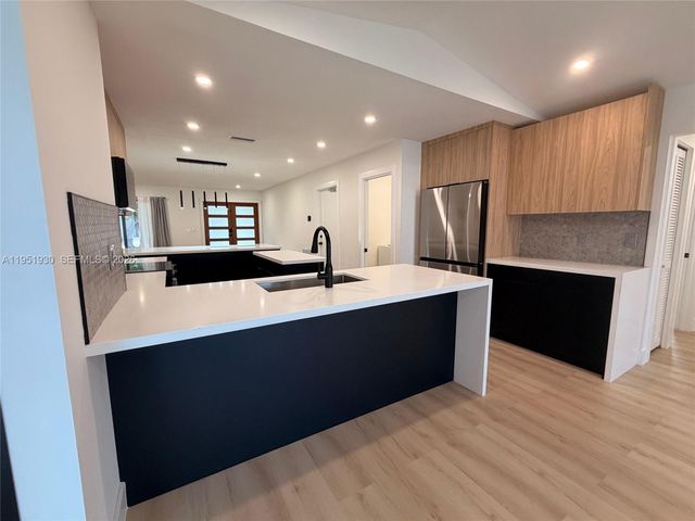 1462 SW 25th Ave 0, Deerfield Beach, FL 33442