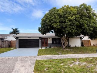 1462 SW 25th Ave 0, Deerfield Beach, FL 33442