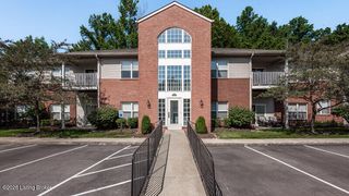 9208 Hawthorne Pointe Dr 102, Louisville, KY 40272