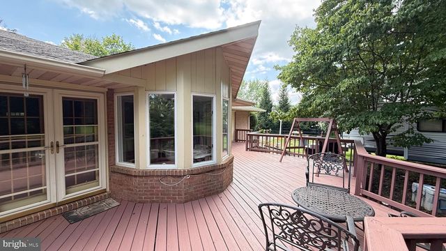4800 MAURINE CT, Gainesville, VA 20155