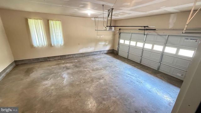4800 MAURINE CT, Gainesville, VA 20155