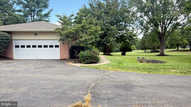 4800 MAURINE CT, Gainesville, VA 20155
