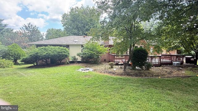 4800 MAURINE CT, Gainesville, VA 20155