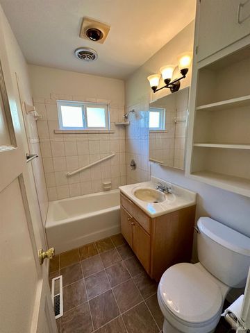 908 Sanitarium Rd, Deer Park, CA 94576