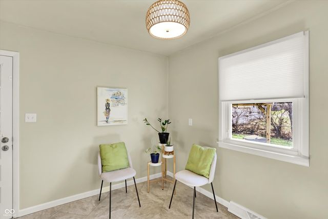 2515 16th Street, Columbus, IN 47201