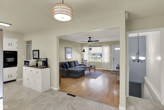 2515 16th Street, Columbus, IN 47201