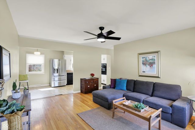 2515 16th Street, Columbus, IN 47201