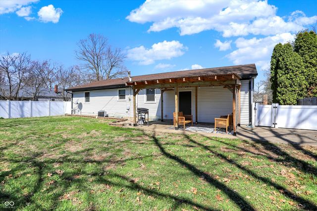 2515 16th Street, Columbus, IN 47201