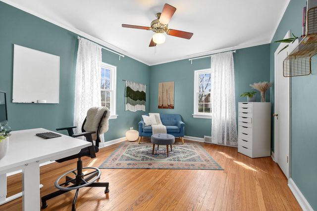 514 Uvedale Road, Riverside, IL 60546