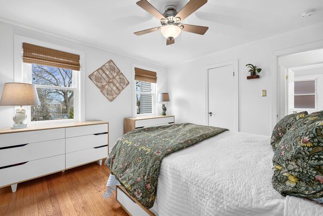 514 Uvedale Road, Riverside, IL 60546