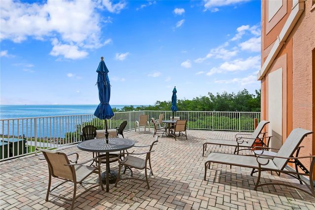 5000 CULBREATH KEY WAY 9311, Tampa, FL 33611