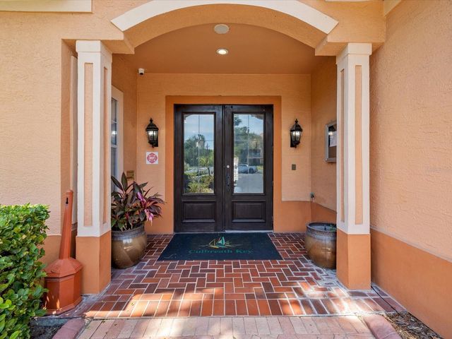 5000 CULBREATH KEY WAY 9311, Tampa, FL 33611