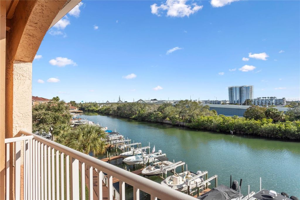 5000 CULBREATH KEY WAY 9311, Tampa, FL 33611