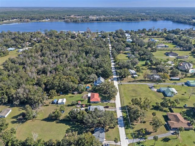 2133 EAU CLAIRE AVENUE, Deland, FL 32724