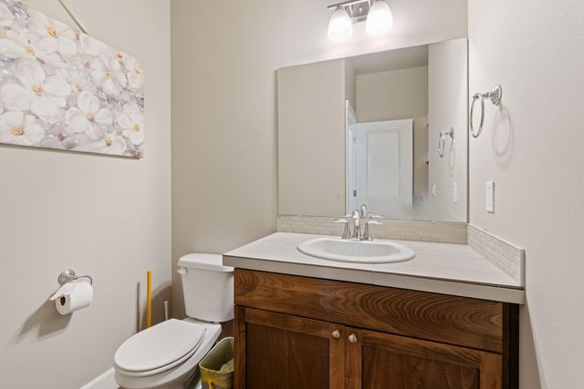 280 NW Double Eagle Avenue, Madras, OR 97741