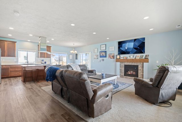 280 NW Double Eagle Avenue, Madras, OR 97741