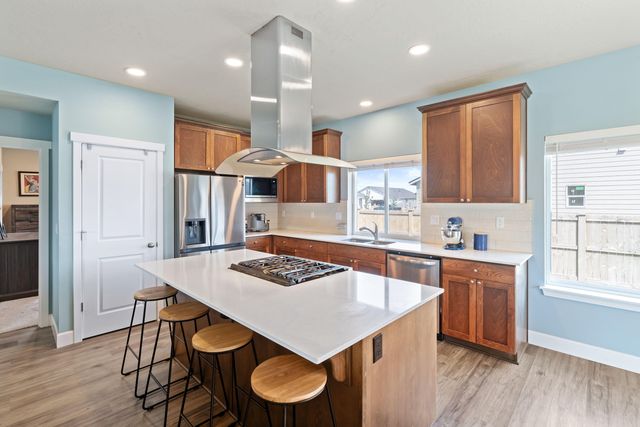 280 NW Double Eagle Avenue, Madras, OR 97741