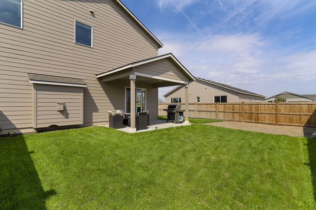 280 NW Double Eagle Avenue, Madras, OR 97741