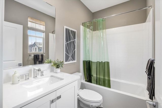 141 Graze Way, Rancho Mission Viejo, CA 92694