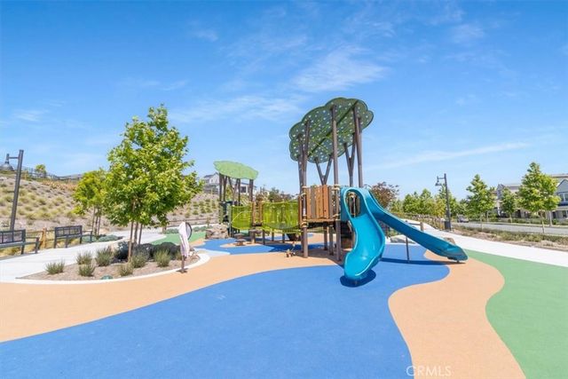 141 Graze Way, Rancho Mission Viejo, CA 92694