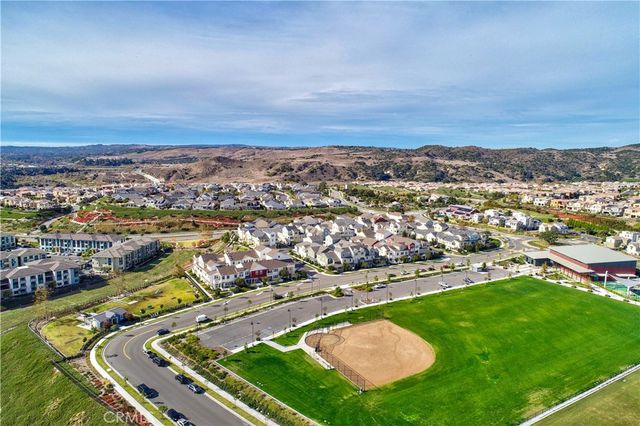 141 Graze Way, Rancho Mission Viejo, CA 92694