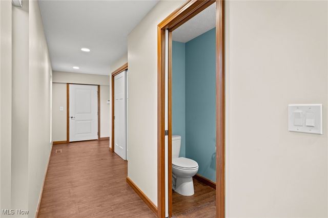 8573 Woodbridge Court, North Ridgeville, OH 44039