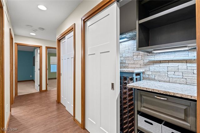 8573 Woodbridge Court, North Ridgeville, OH 44039