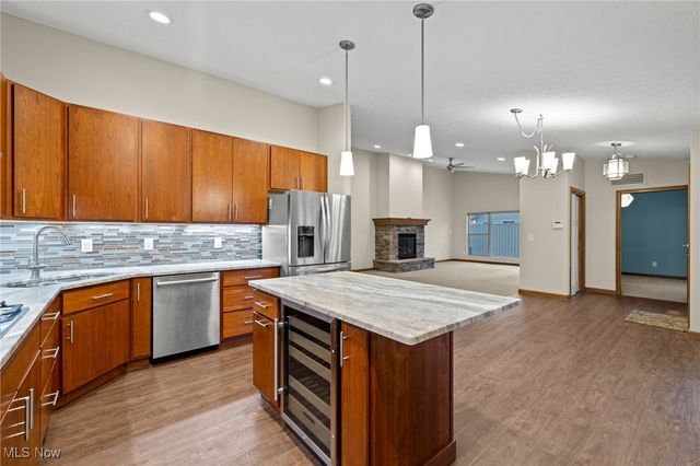 8573 Woodbridge Court, North Ridgeville, OH 44039