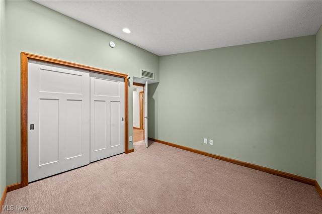 8573 Woodbridge Court, North Ridgeville, OH 44039