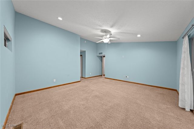 8573 Woodbridge Court, North Ridgeville, OH 44039