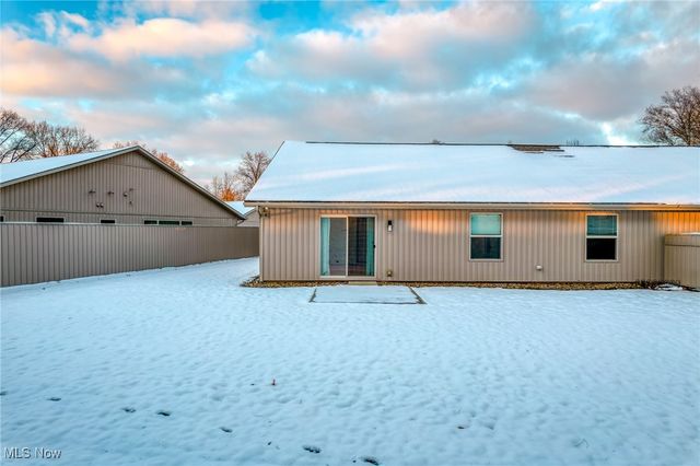 8573 Woodbridge Court, North Ridgeville, OH 44039