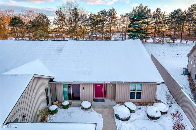 8573 Woodbridge Court, North Ridgeville, OH 44039