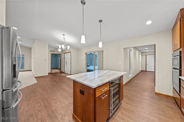 8573 Woodbridge Court, North Ridgeville, OH 44039