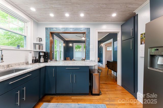 1 Kenilworth Road, Asheville, NC 28803