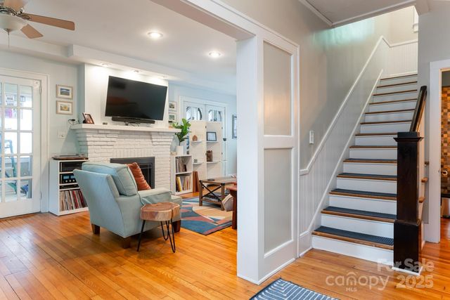 1 Kenilworth Road, Asheville, NC 28803