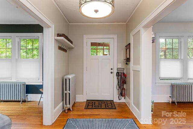1 Kenilworth Road, Asheville, NC 28803