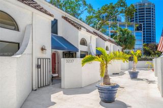3237 Mary St 6, Miami, FL 33133