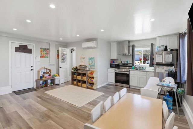 4724 Mendoza Avenue, San Jose, CA 95111