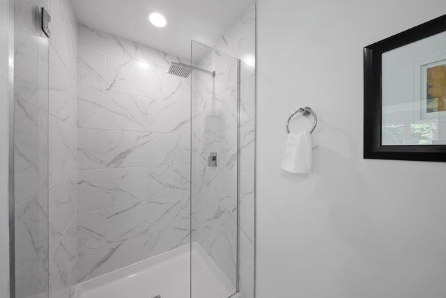 6552 S Evans Avenue, Chicago, IL 60637