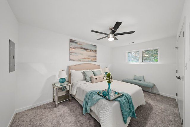 6552 S Evans Avenue, Chicago, IL 60637