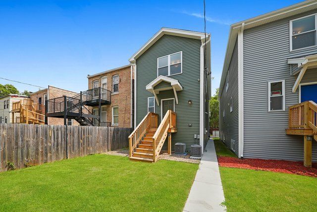 6552 S Evans Avenue, Chicago, IL 60637