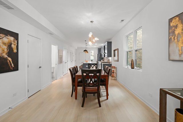 6552 S Evans Avenue, Chicago, IL 60637