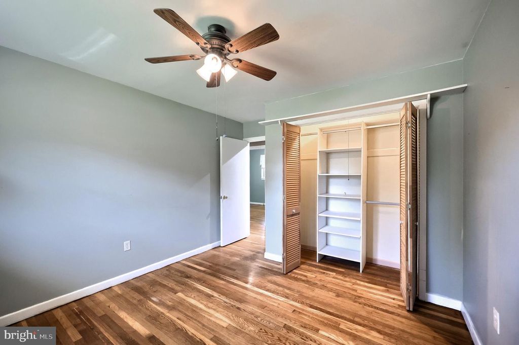 Image 22 of property listing at 303 ROLLING TER, Leola, PA 17540