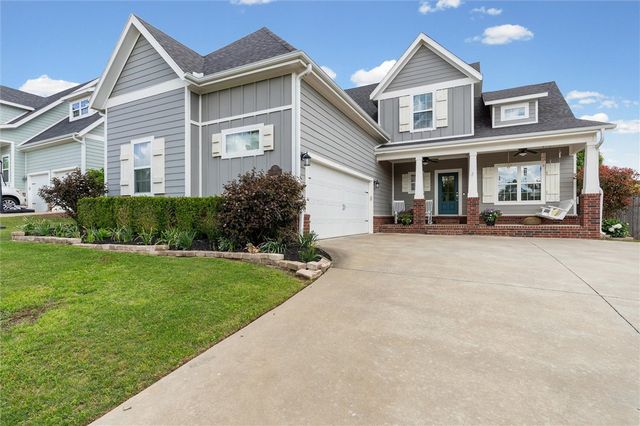 802 Hampstead Heath, Cave Springs, AR 72718