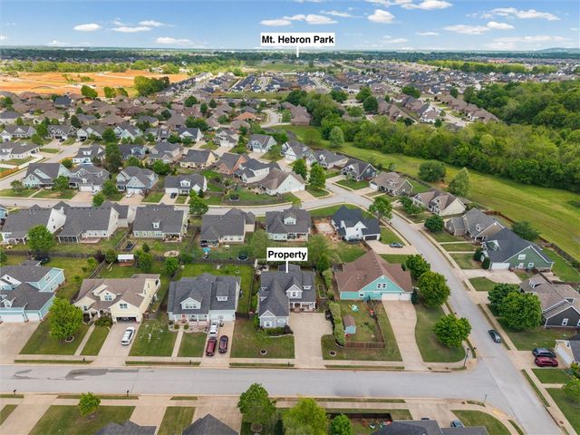802 Hampstead Heath, Cave Springs, AR 72718
